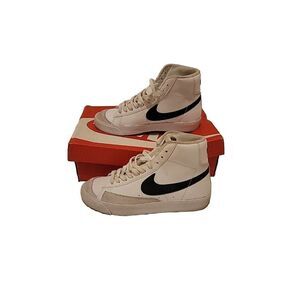 Nike Blazer Mid '77 (GS) Grade School Kids Sneakers USED in Box